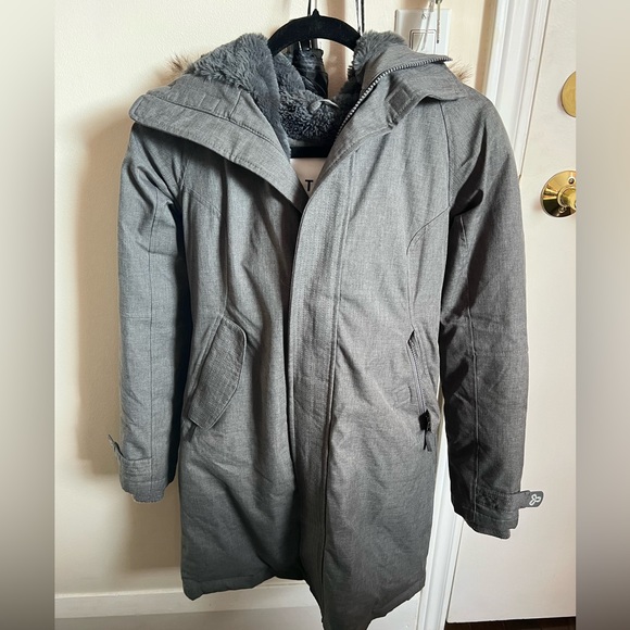 TNA Parka - Picture 2 of 4